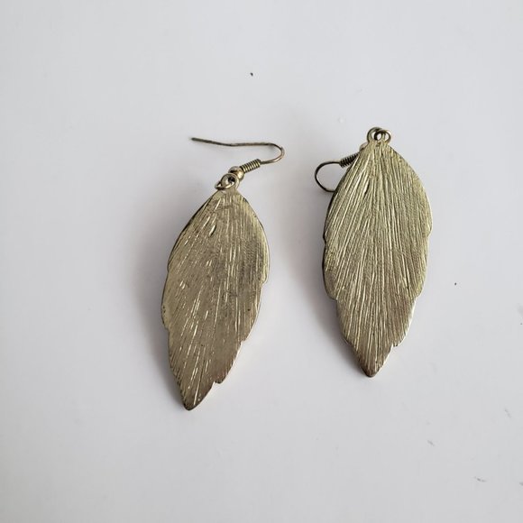 Colorful Shell Purple Leaf Shaped Dangle Earrings - Picture 6 of 8